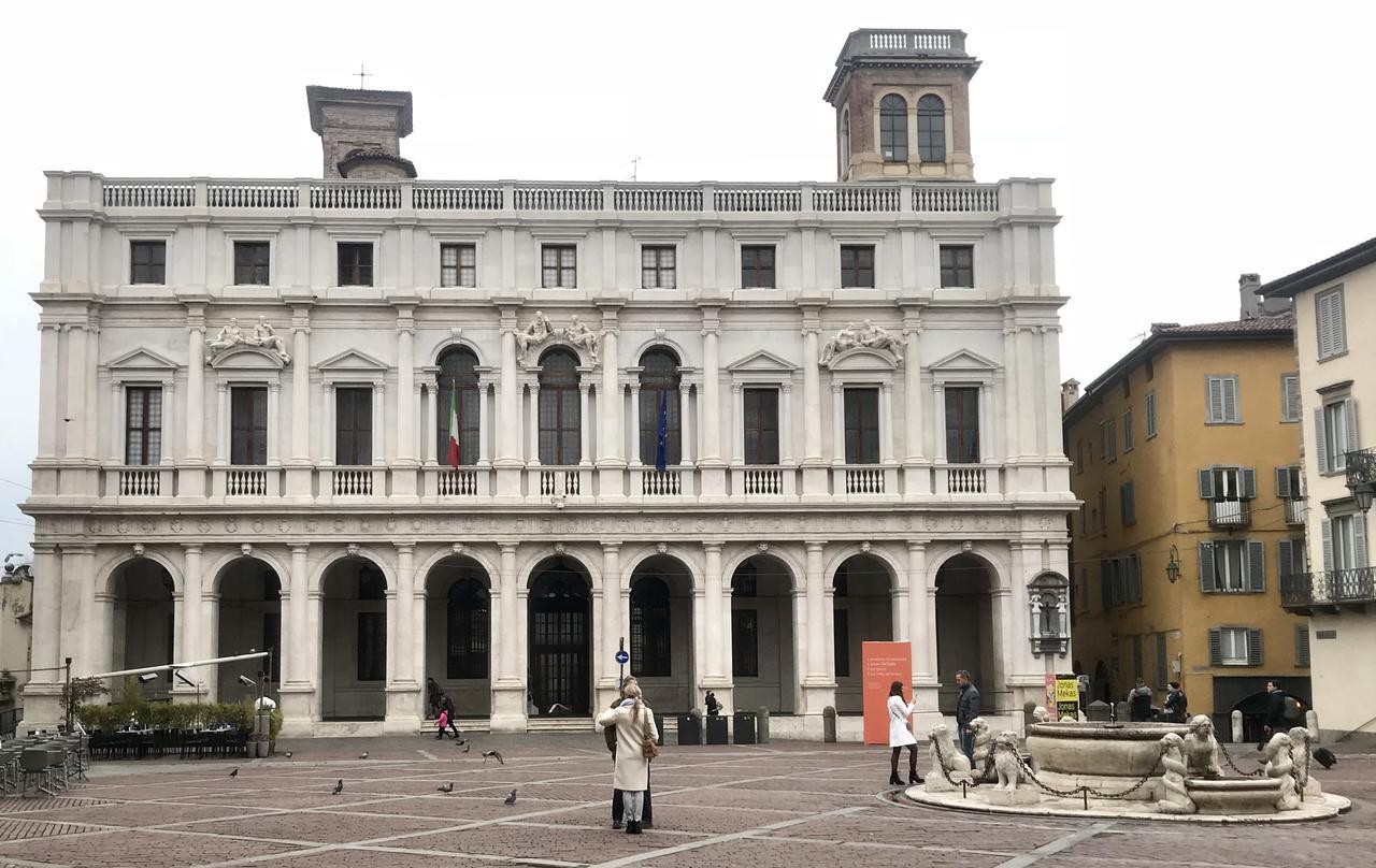 Flora Inn, Flora I - Nel Cuore Di Bergamo Alta Zewnętrze zdjęcie