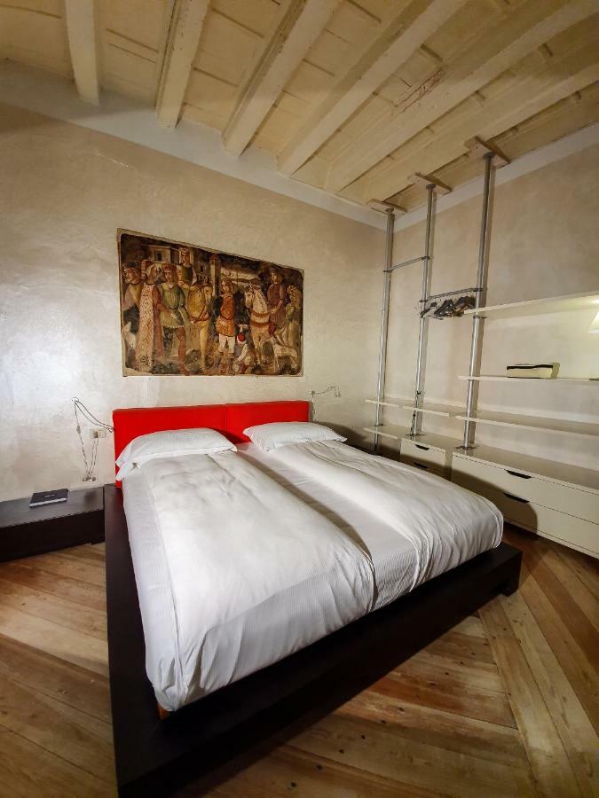 Flora Inn, Flora I - Nel Cuore Di Bergamo Alta Zewnętrze zdjęcie