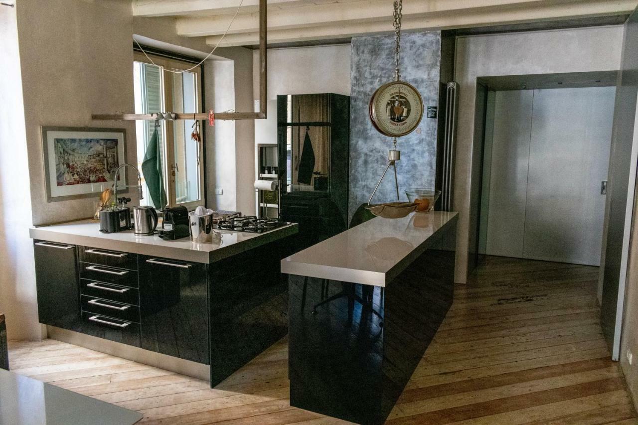 Flora Inn, Flora I - Nel Cuore Di Bergamo Alta Zewnętrze zdjęcie